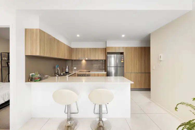 35/908 Logan Road, Holland Park West QLD 4121