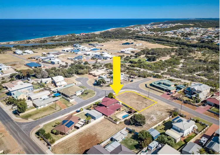 1 Bygrave Drive, Port Denison WA 6525