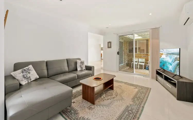 Third view of Homely house listing, 5 Cord Place, Ingleburn NSW 2565