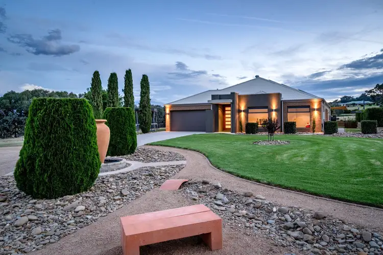 Second view of Homely house listing, 28 Samantha Court, Table Top NSW 2640