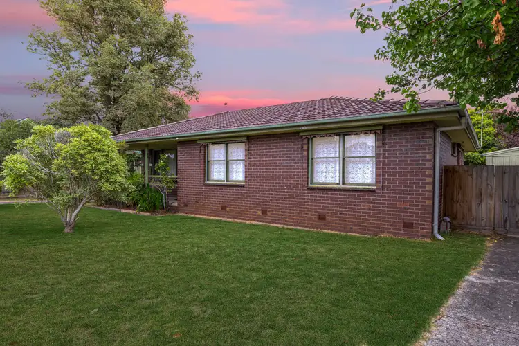2 Murrowong Avenue, Rosebud VIC 3939