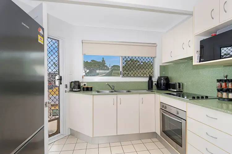 Fourth view of Homely unit listing, 5/16 Campbell Street, Torquay QLD 4655