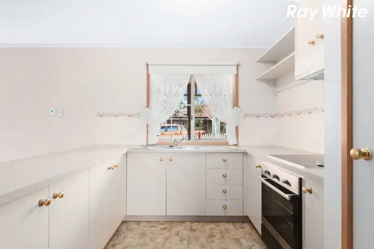 Fifth view of Homely house listing, 4 Magdalena Place, Berwick VIC 3806