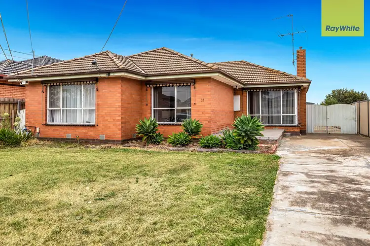 33 Lima Street, St Albans VIC 3021