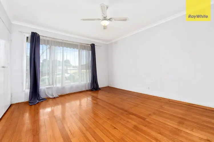 Sixth view of Homely house listing, 33 Lima Street, St Albans VIC 3021