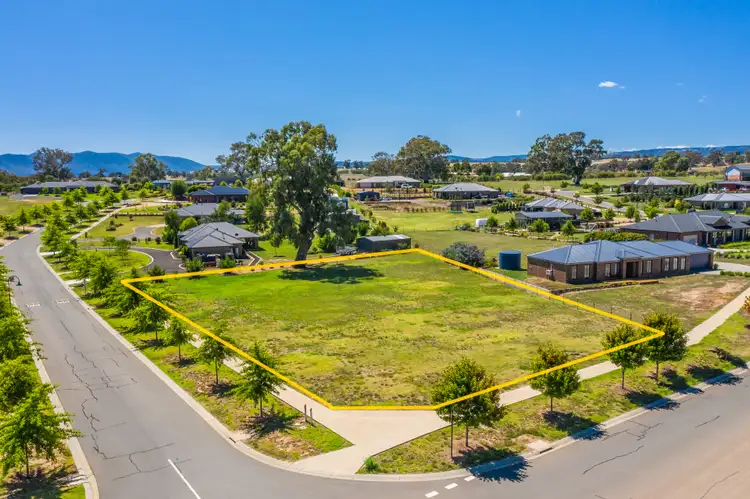 5 Maple Tree Boulevard, Mansfield VIC 3722