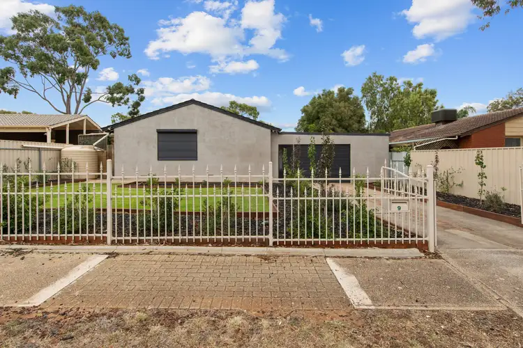 9 Lulama Crescent, Munno Para SA 5115
