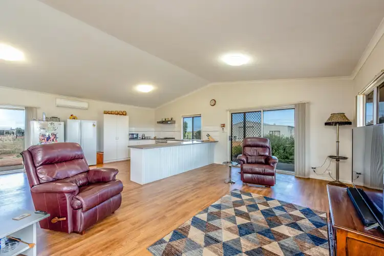 Sixth view of Homely house listing, 4 Meadow Lane, Walkaway WA 6528