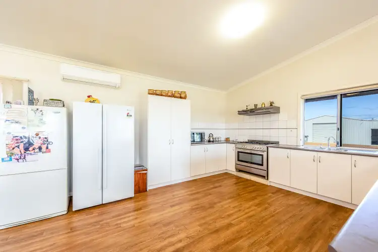 Seventh view of Homely house listing, 4 Meadow Lane, Walkaway WA 6528