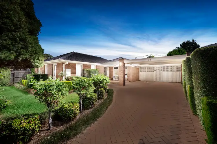 77 Goulburn Drive, Rowville VIC 3178
