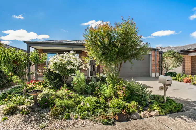 14 Farmdale Road, Pakenham VIC 3810