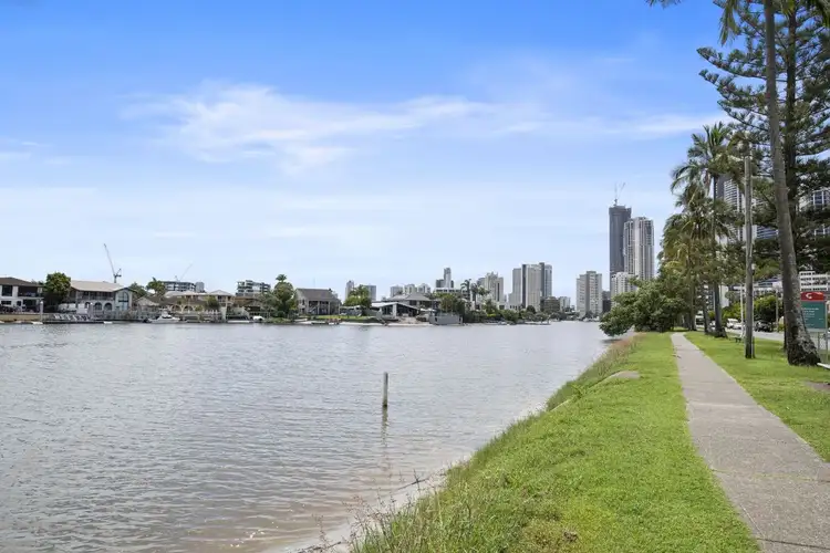 2/3 Watson Esplanade, Surfers Paradise QLD 4217