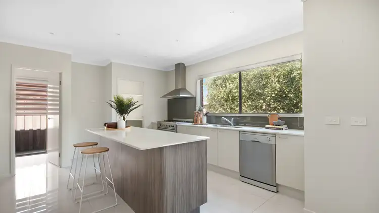 Sixth view of Homely house listing, 31 Tripani Avenue, Lalor VIC 3075