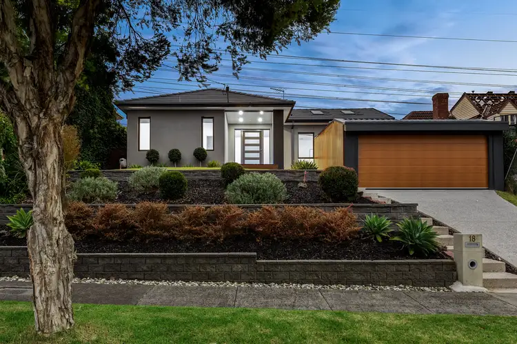 18 Darlington Avenue, Wheelers Hill VIC 3150