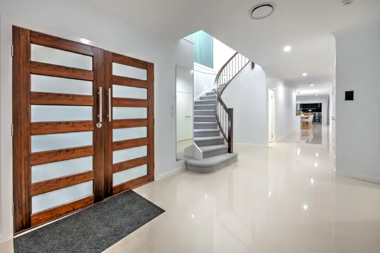 Fifth view of Homely house listing, 6196 Bolsena Circuit, Hope Island QLD 4212
