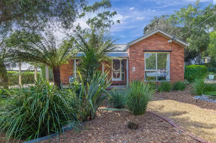 9 Carrathool Avenue, Rosebud VIC 3939