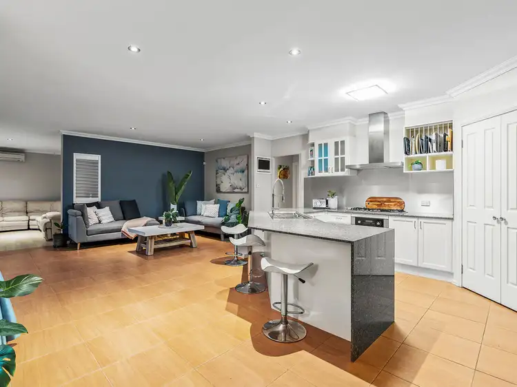 Fourth view of Homely house listing, 17 Middle Tree Close, Hamlyn Terrace NSW 2259