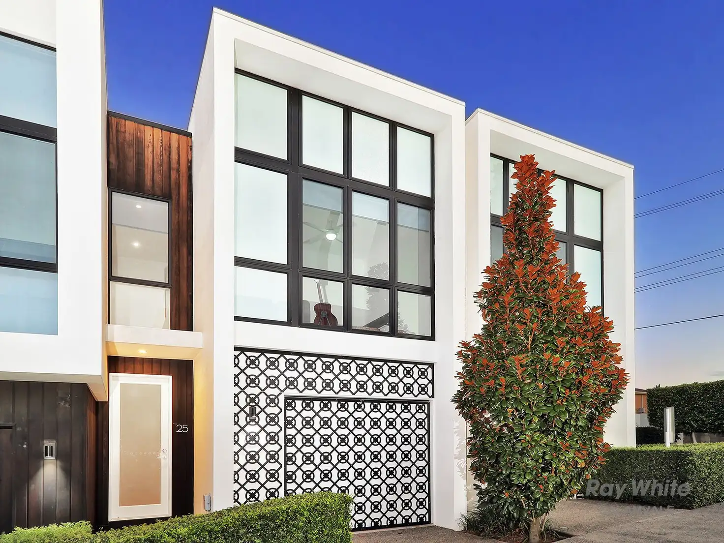 Main view of Homely townhouse listing, 25/370 Pine Mountain Road "AZURE", Carindale QLD 4152