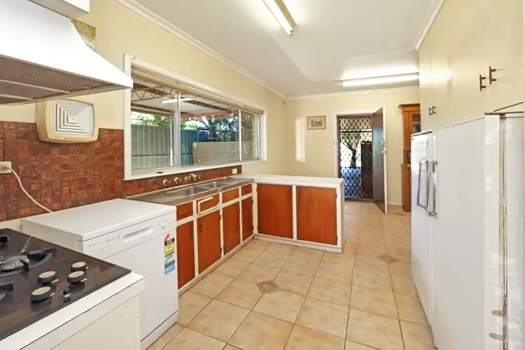 Fifth view of Homely house listing, 2 Gregory Street, Ouyen VIC 3490