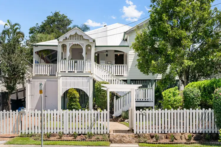 22 Bangalla Street, Auchenflower QLD 4066