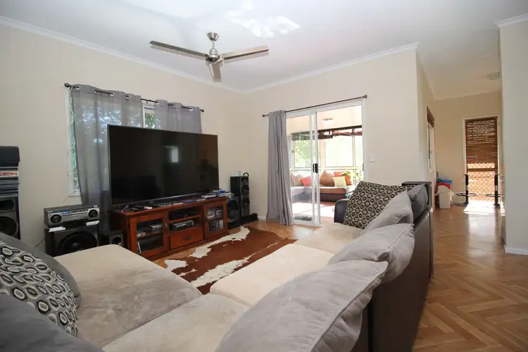 Seventh view of Homely house listing, 2 Thomas Place, Emerald QLD 4720
