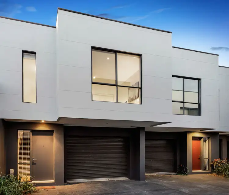 Main view of Homely townhouse listing, 3/250 Neerim Road, Carnegie VIC 3163