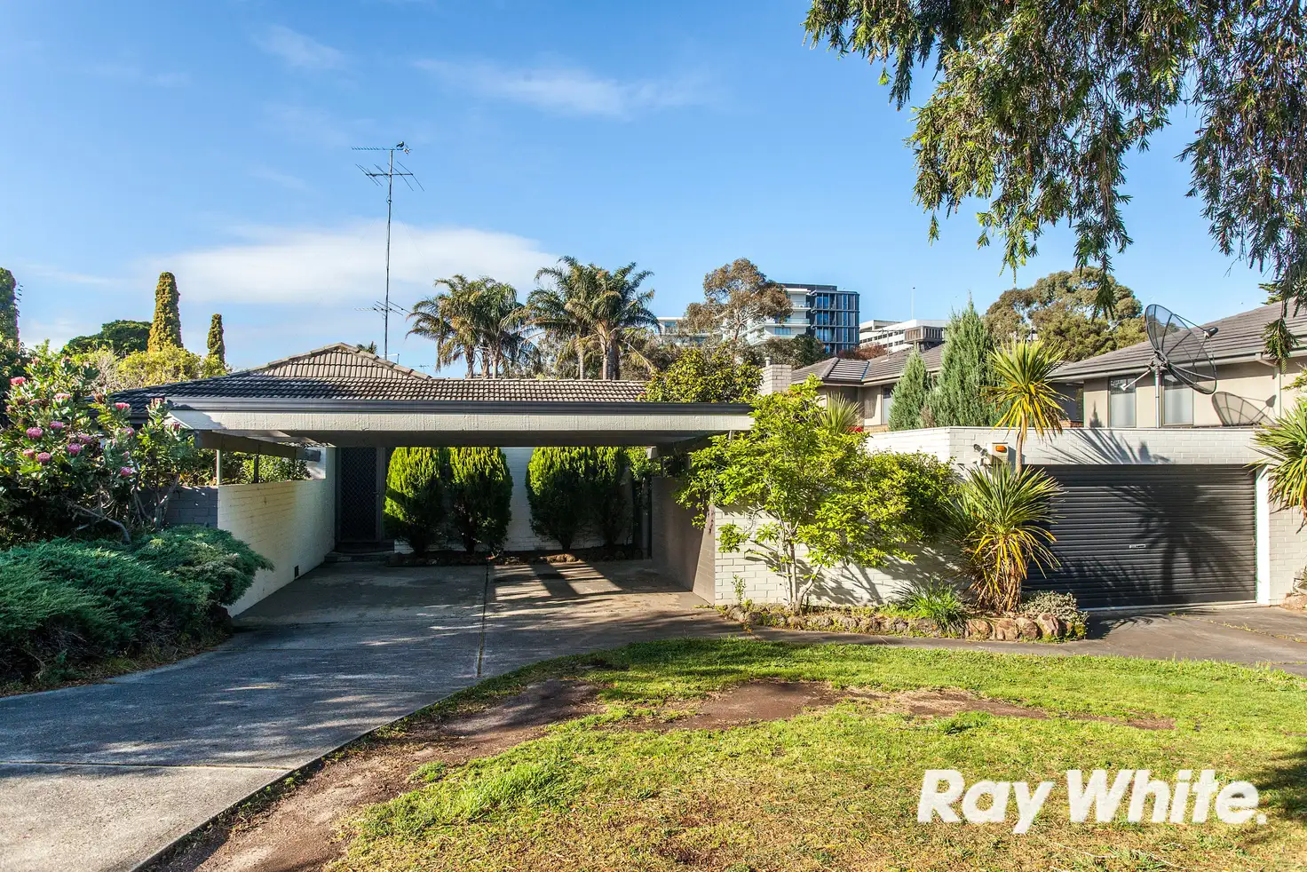Main view of Homely house listing, 11 The Glades, Doncaster VIC 3108