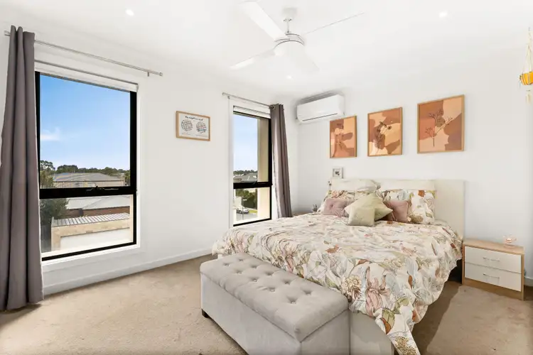 Fifth view of Homely townhouse listing, 23/17 Edgeware Close, Pakenham VIC 3810