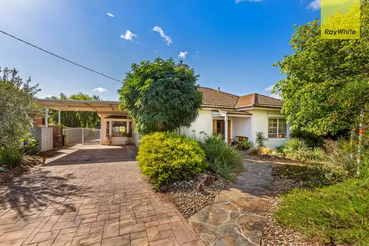 8 Fitzroy Street, Darley VIC 3340