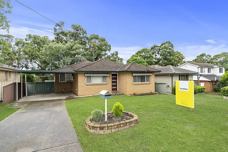 40 Berallier Drive, Camden South NSW 2570