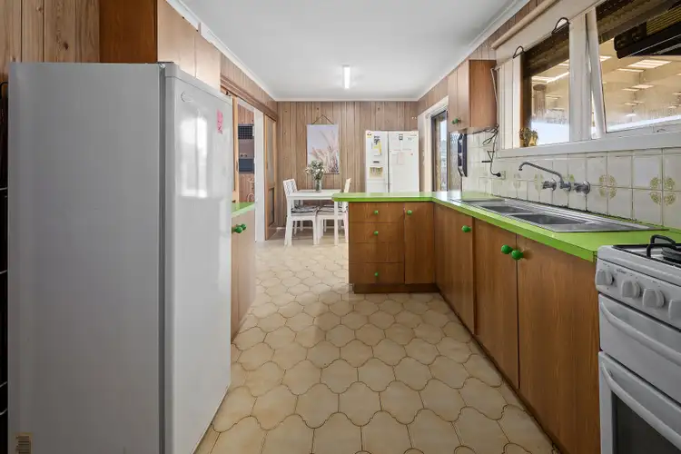 Fifth view of Homely house listing, 8 Kemp Avenue, Thomastown VIC 3074