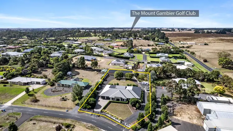 8 Turnbull Drive, Worrolong SA 5291