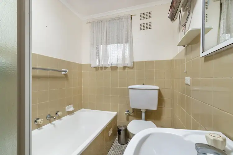 Third view of Homely unit listing, 20/11 - 13 Bellevue Parade, Hurstville NSW 2220