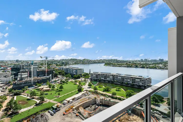 1704/30 Festival Place, Newstead QLD 4006