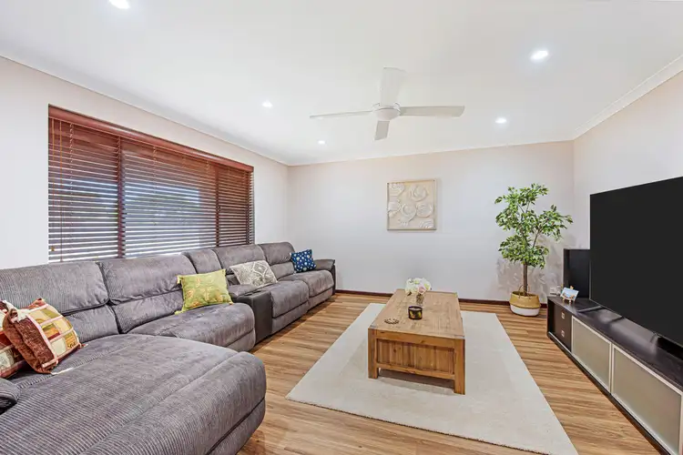 Second view of Homely house listing, 6 Marianthus Close, Strathalbyn WA 6530