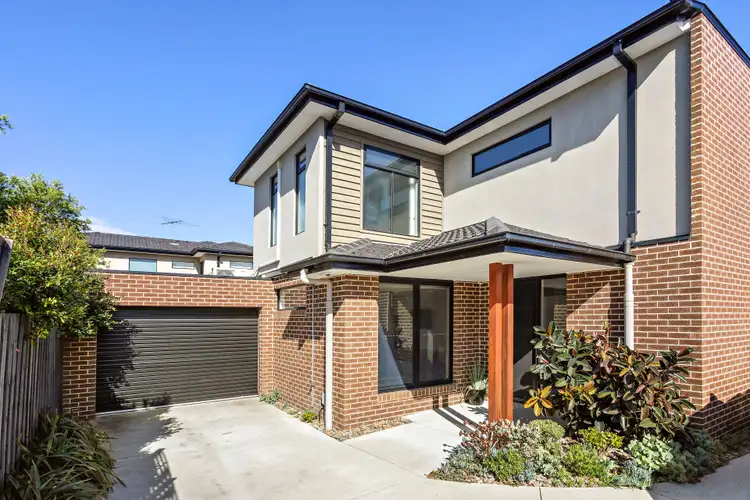 2/16 Peter Street, Oakleigh South VIC 3167