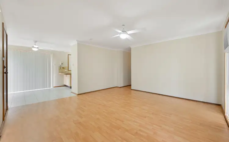 Fourth view of Homely villa listing, 4/9 Fuchsia Crescent, Macquarie Fields NSW 2564