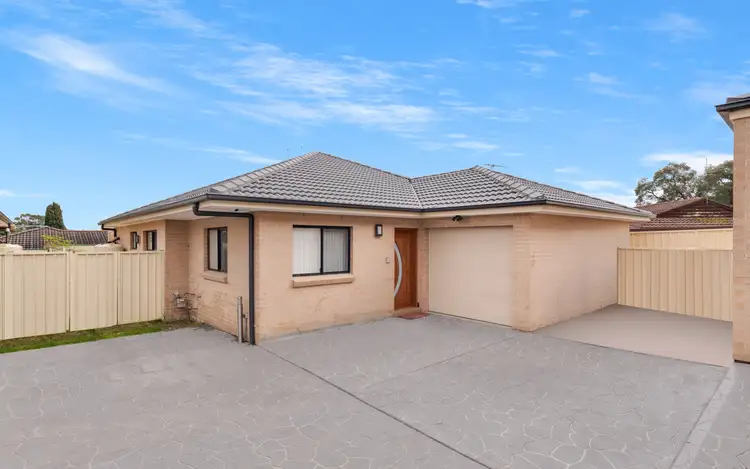 Main view of Homely villa listing, 6/17 Guernsey Avenue, Minto NSW 2566