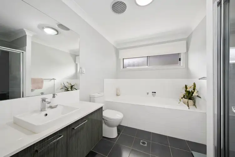 Fifth view of Homely house listing, 33 Kural Crescent, Fletcher NSW 2287