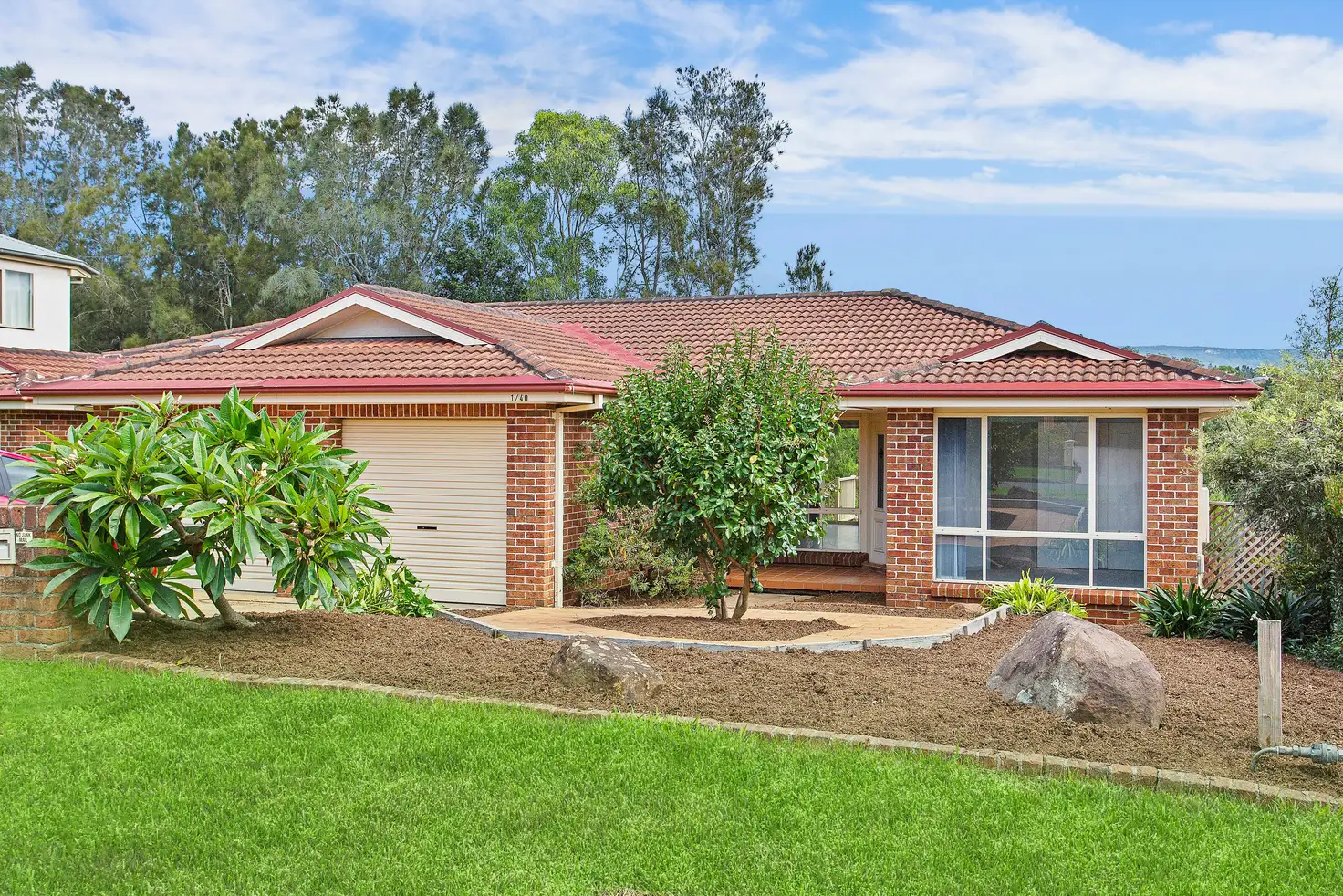 Main view of Homely semi-detached listing, 1/40 Hughes Crescent, Kiama Downs NSW 2533