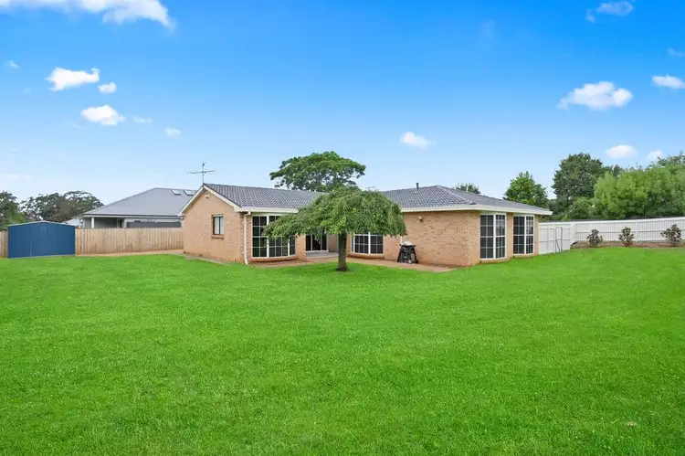 Second view of Homely house listing, 3 Cascabel Close, Balaclava NSW 2575