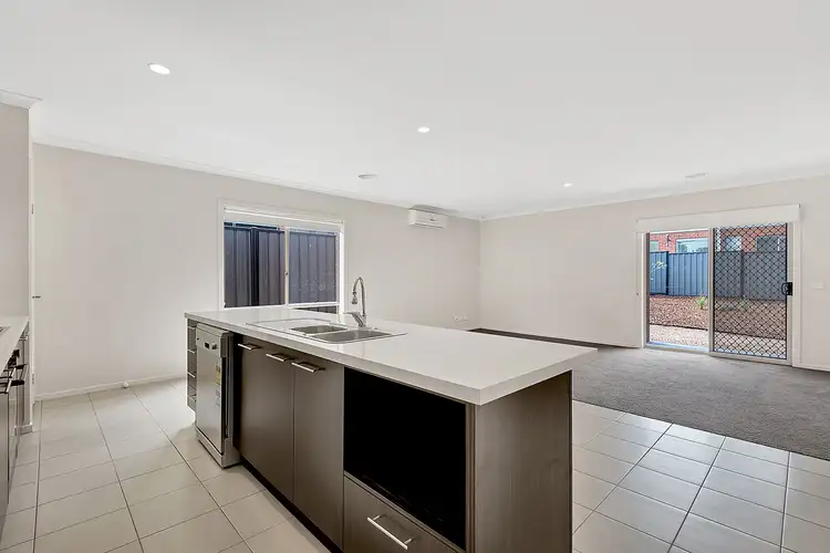 Fourth view of Homely house listing, 70 Bridgehaven Close, Craigieburn VIC 3064
