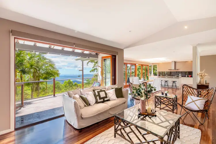 3 Ingham Street, Lower Beechmont QLD 4211