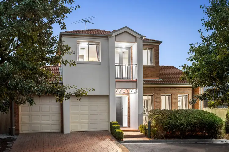 2 Tuncurry Court, Ferntree Gully VIC 3156
