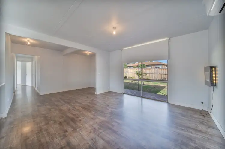 Sixth view of Homely house listing, 219 Mackenzie Street West, Kangaroo Flat VIC 3555