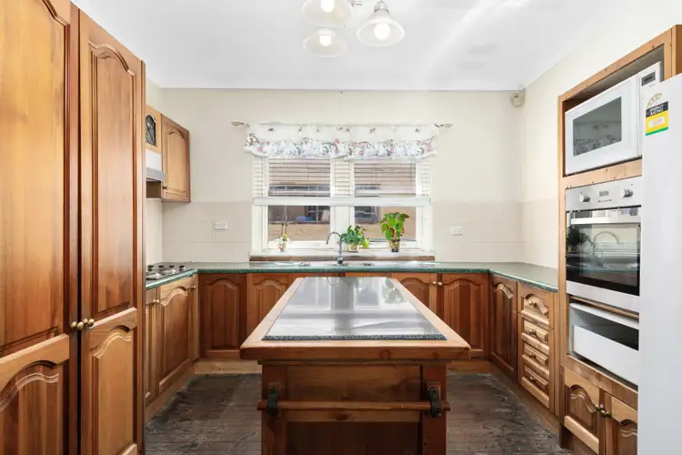 Fifth view of Homely house listing, 10 Martin Avenue, Osborne SA 5017