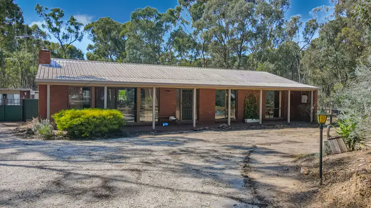 89 Hammill Street, Kangaroo Flat VIC 3555