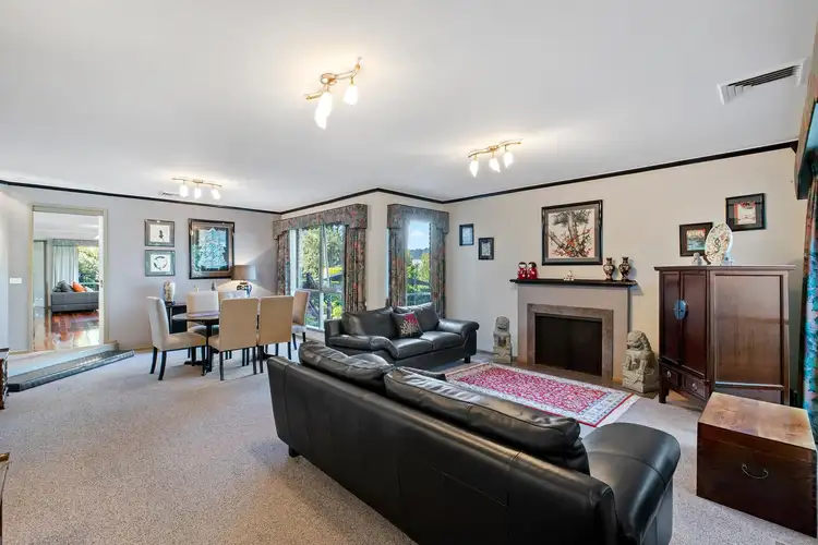 Second view of Homely house listing, 6 Ridgeview Terrace, Lysterfield VIC 3156