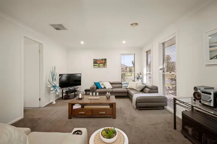 41 Champions Drive, Glenroy NSW 2640