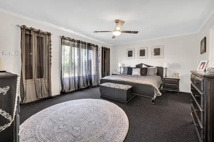 Second view of Homely house listing, 7 Briar Court, Tarneit VIC 3029